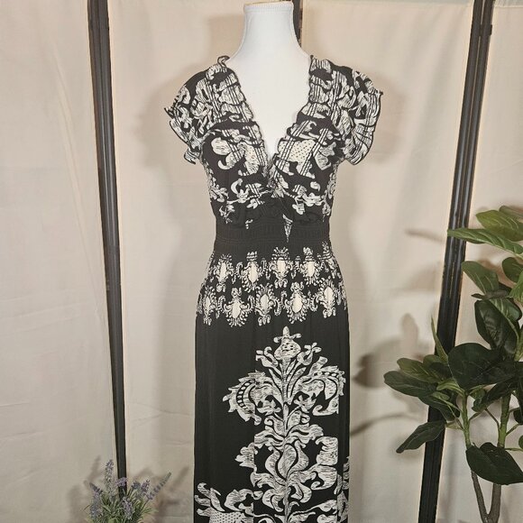 Dresses & Skirts - Bohemian Black and White dress size Large